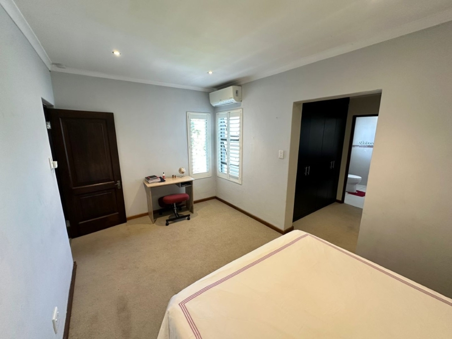 6 Bedroom Property for Sale in Midfield Estate Gauteng