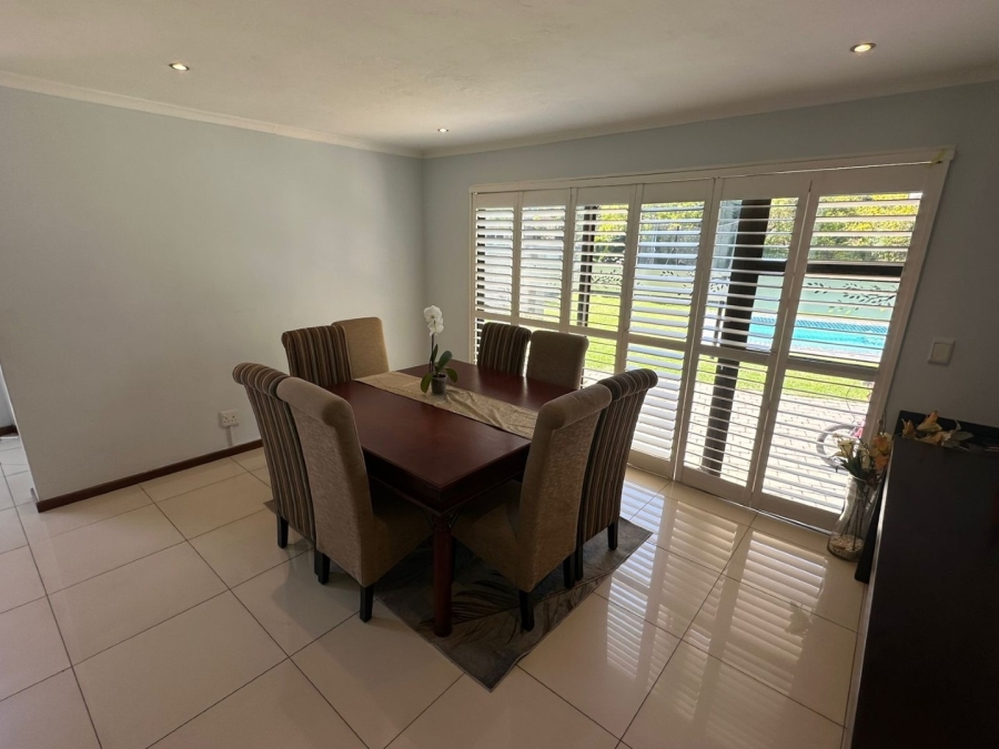 6 Bedroom Property for Sale in Midfield Estate Gauteng