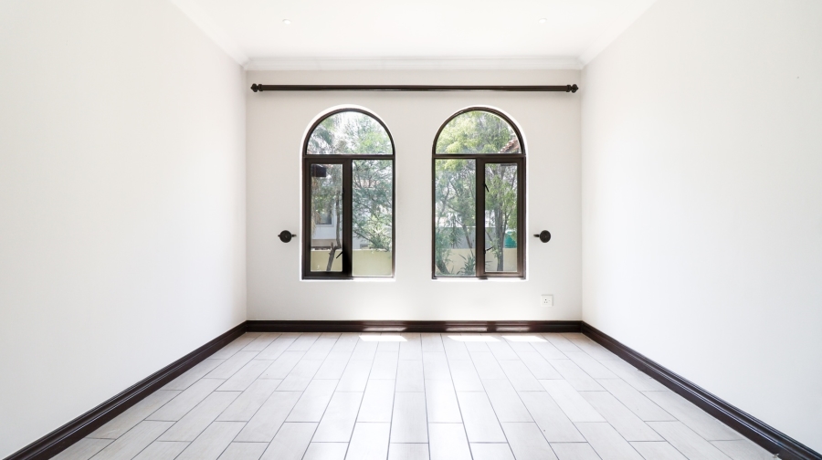 5 Bedroom Property for Sale in Dainfern Valley Gauteng