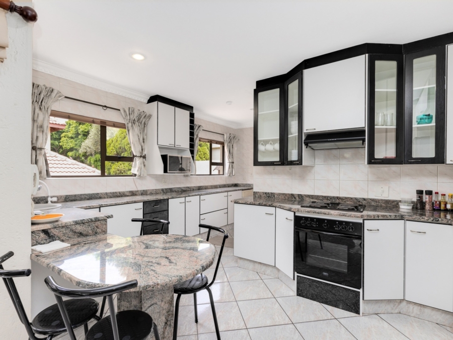 4 Bedroom Property for Sale in Dainfern Golf Estate Gauteng