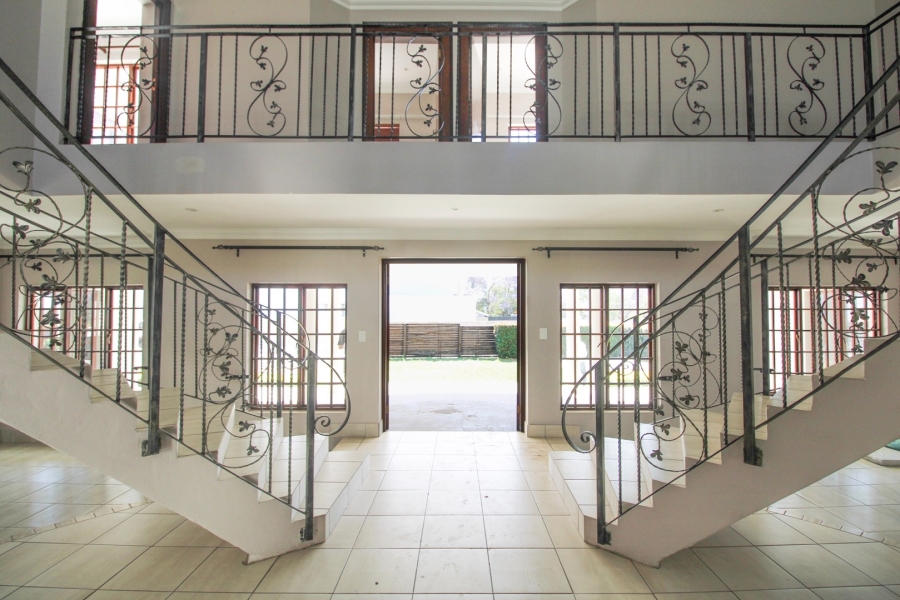 To Let 5 Bedroom Property for Rent in Bryanston Gauteng