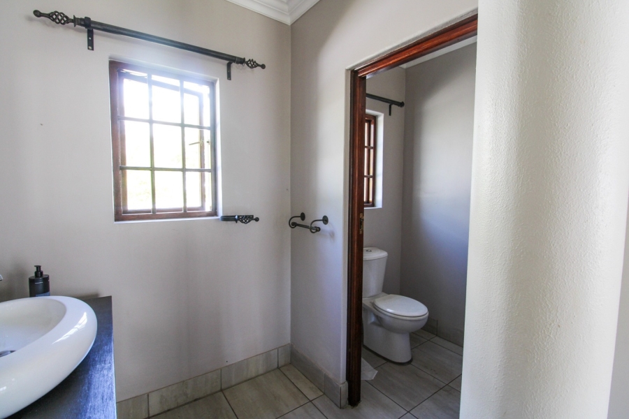 To Let 5 Bedroom Property for Rent in Bryanston Gauteng
