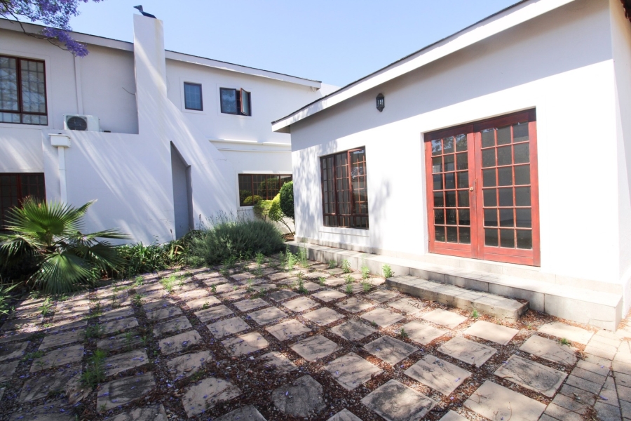 To Let 5 Bedroom Property for Rent in Bryanston Gauteng