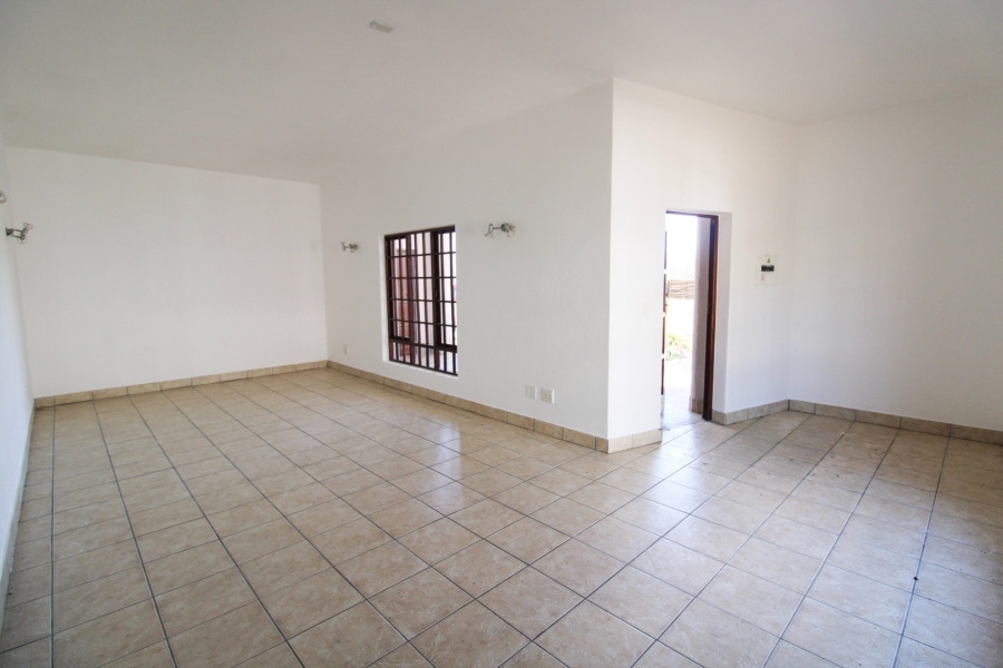 To Let 5 Bedroom Property for Rent in Bryanston Gauteng