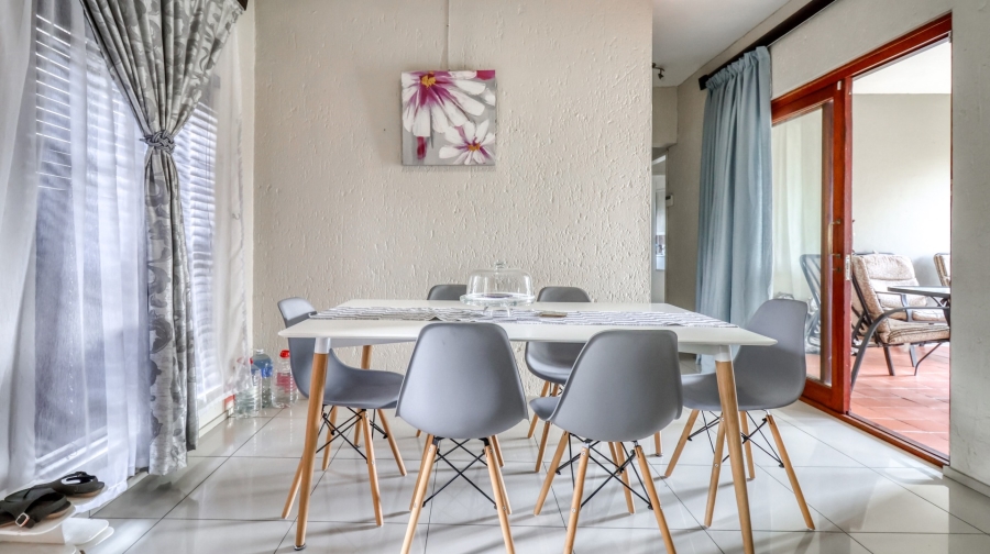 To Let 2 Bedroom Property for Rent in Paulshof Gauteng