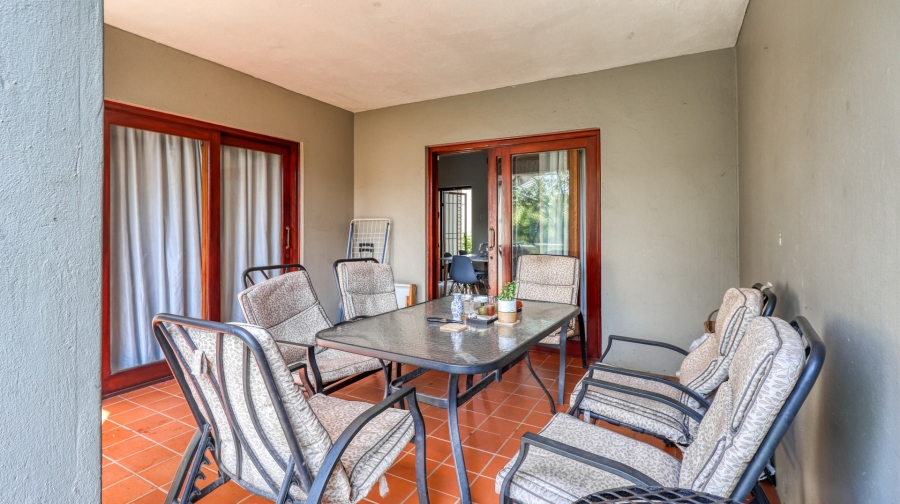 To Let 2 Bedroom Property for Rent in Paulshof Gauteng