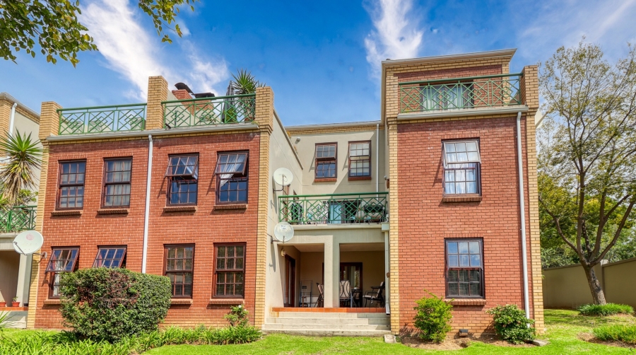 To Let 2 Bedroom Property for Rent in Paulshof Gauteng