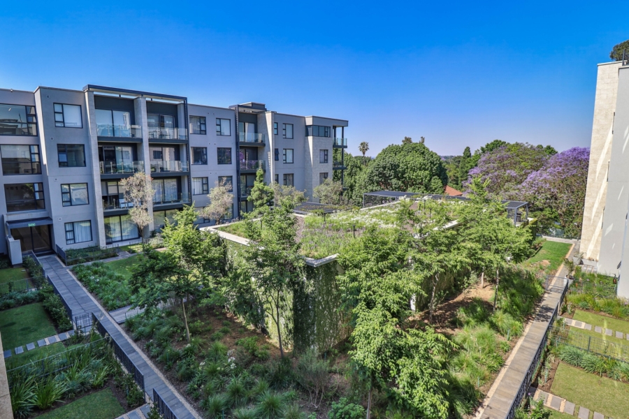 To Let 2 Bedroom Property for Rent in Houghton Estate Gauteng