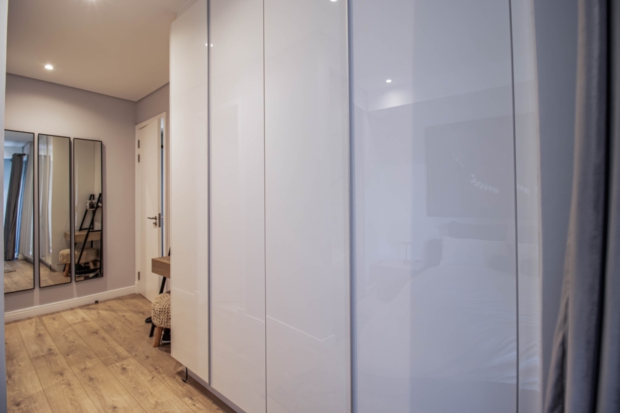 To Let 2 Bedroom Property for Rent in Houghton Estate Gauteng