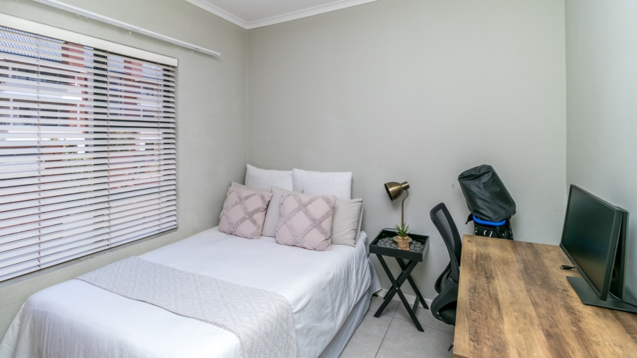 2 Bedroom Property for Sale in Golden Fields Estate Gauteng