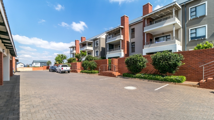 2 Bedroom Property for Sale in Golden Fields Estate Gauteng