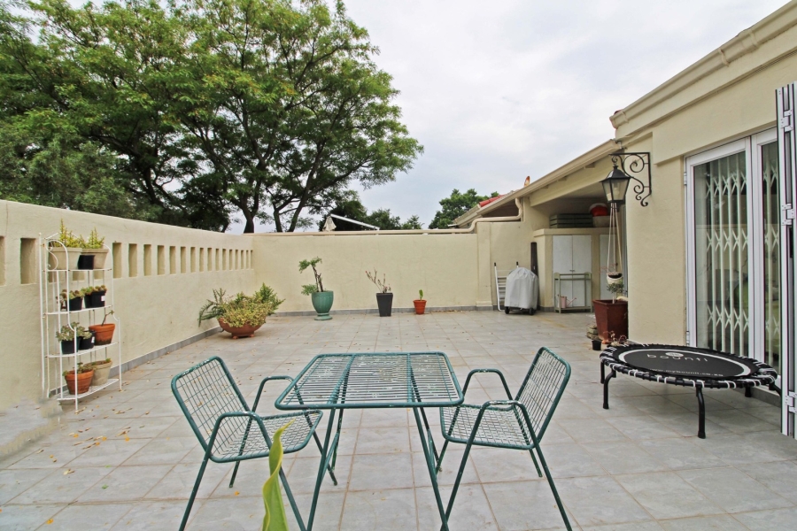 2 Bedroom Property for Sale in Bryanston Gauteng