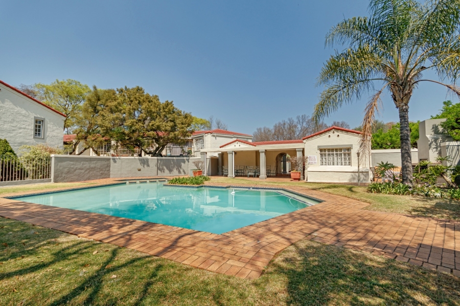 2 Bedroom Property for Sale in Bryanston Gauteng