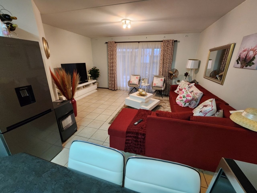 2 Bedroom Property for Sale in Bardene Gauteng