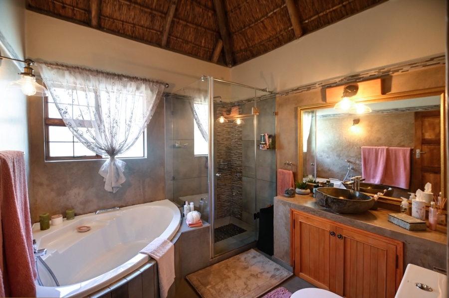 6 Bedroom Property for Sale in Montana Gauteng