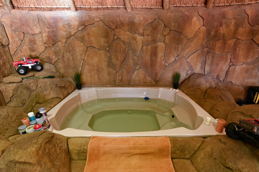 6 Bedroom Property for Sale in Montana Gauteng