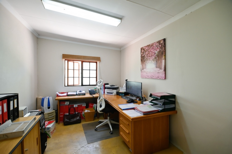 6 Bedroom Property for Sale in Montana Gauteng