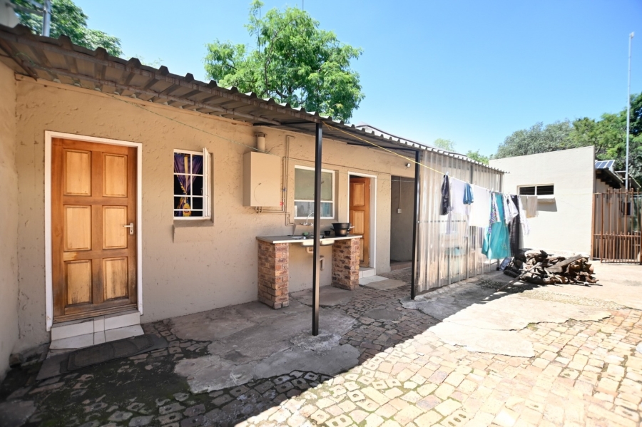 6 Bedroom Property for Sale in Montana Gauteng