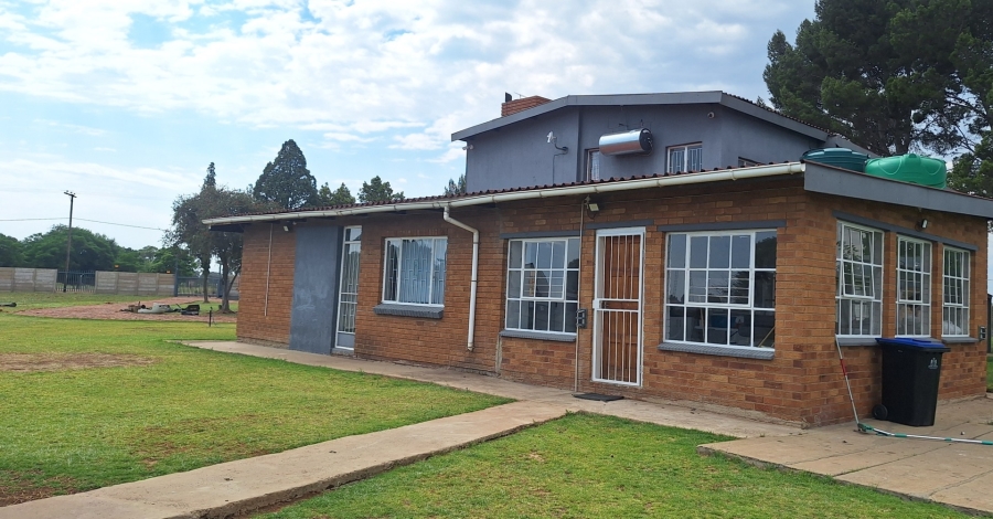 6 Bedroom Property for Sale in Nanescol Gauteng