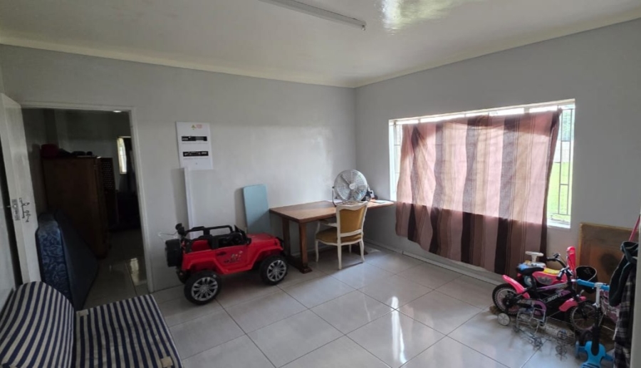 6 Bedroom Property for Sale in Nanescol Gauteng