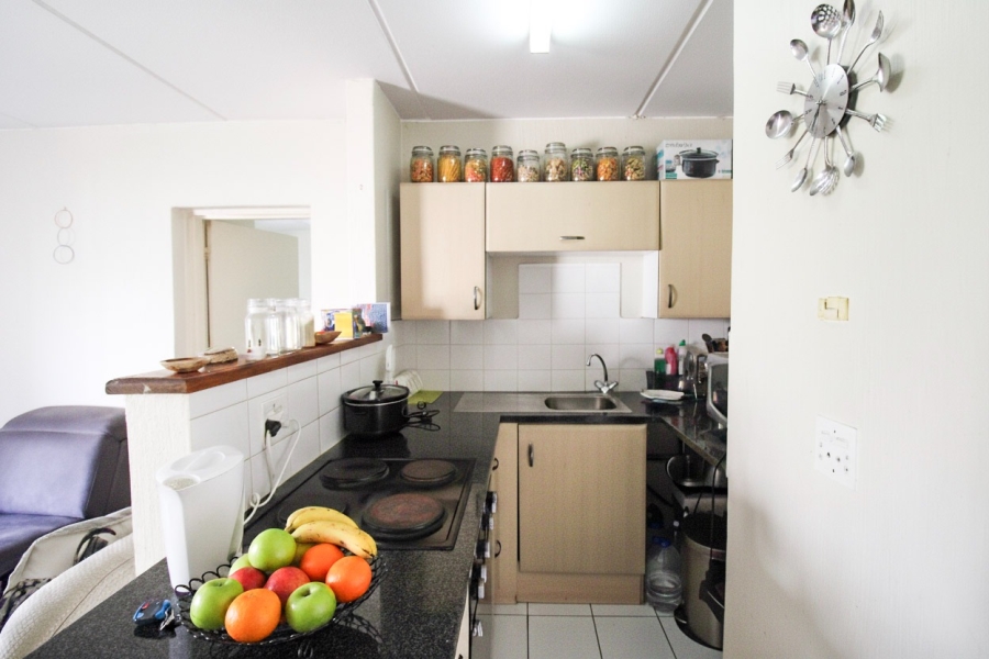 1 Bedroom Property for Sale in Bryanston Gauteng