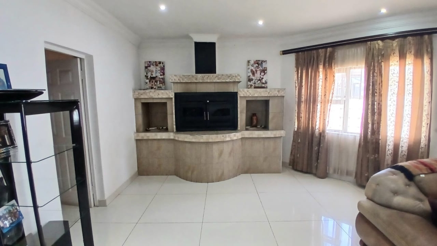 3 Bedroom Property for Sale in Erasmia Gauteng