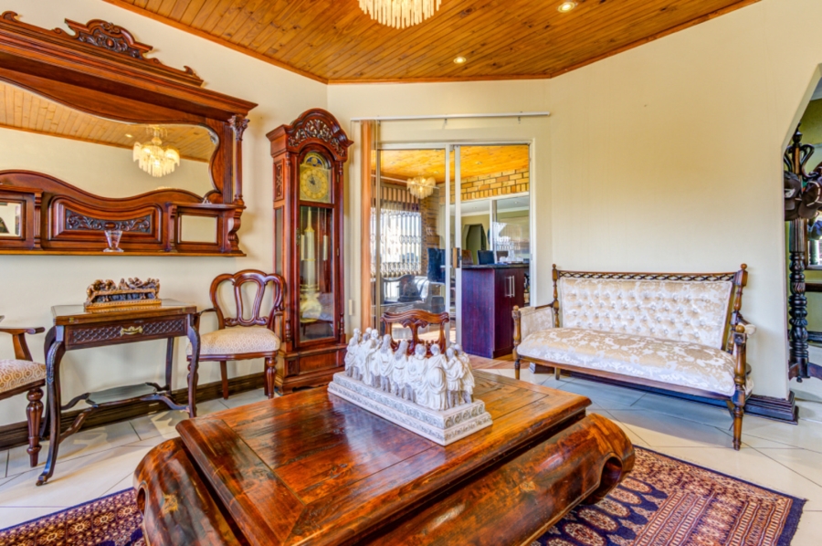 5 Bedroom Property for Sale in Country View Gauteng