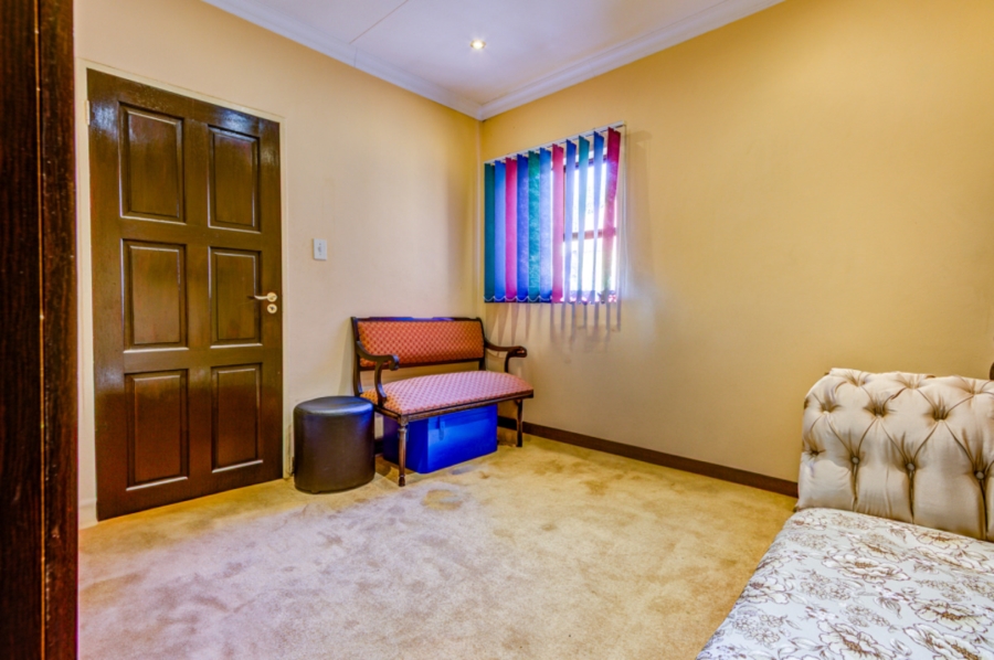 5 Bedroom Property for Sale in Country View Gauteng