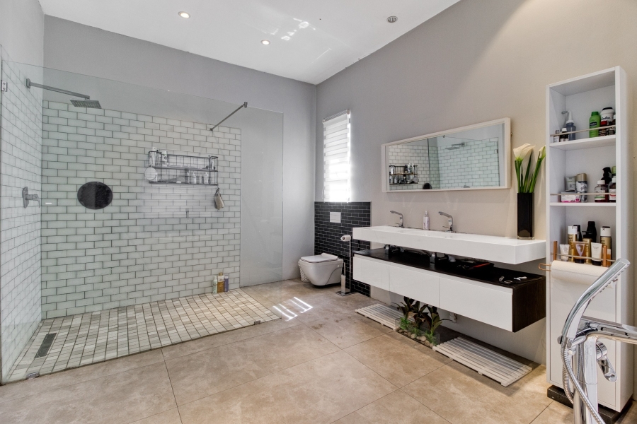 4 Bedroom Property for Sale in Dainfern Golf Estate Gauteng