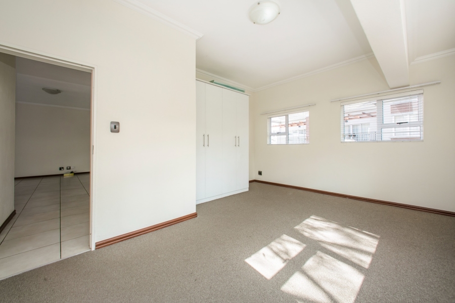 2 Bedroom Property for Sale in Parkview Gauteng