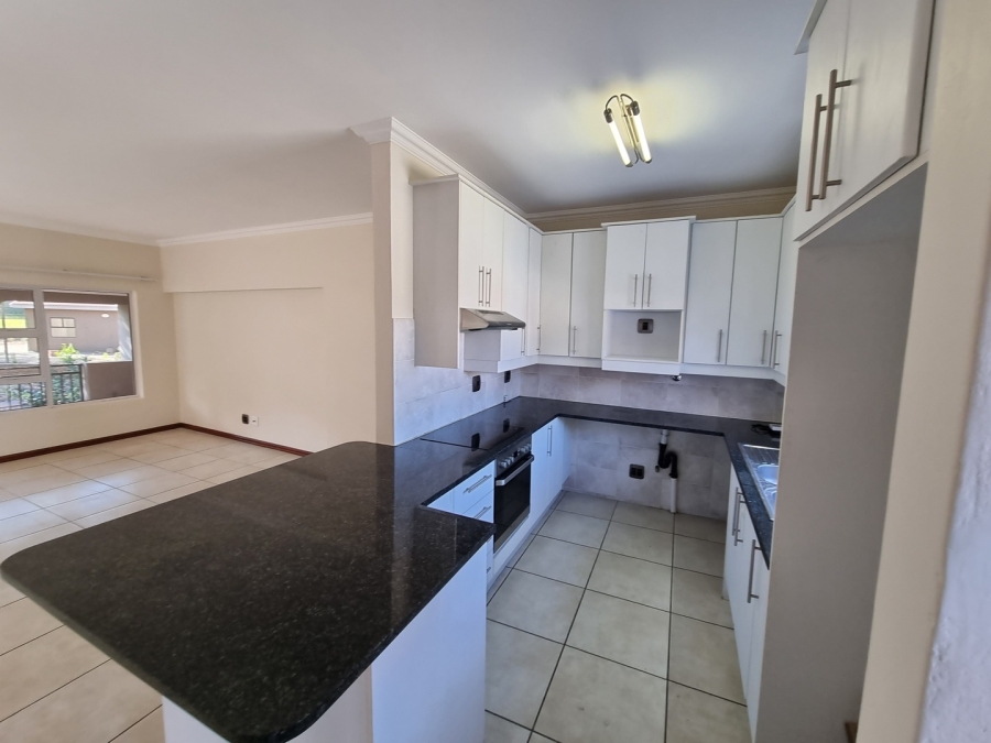 2 Bedroom Property for Sale in Saxonwold Gauteng