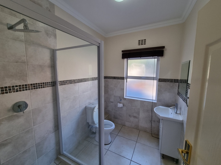 2 Bedroom Property for Sale in Saxonwold Gauteng