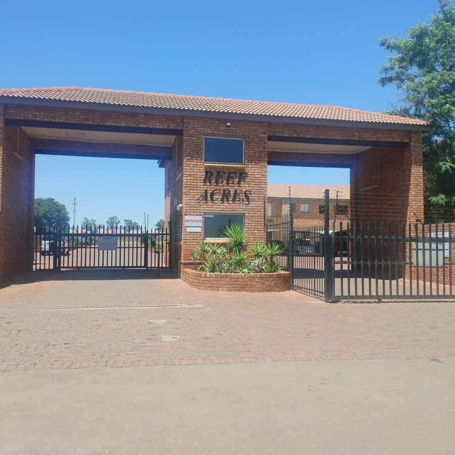 2 Bedroom Property for Sale in Krugersrus Gauteng