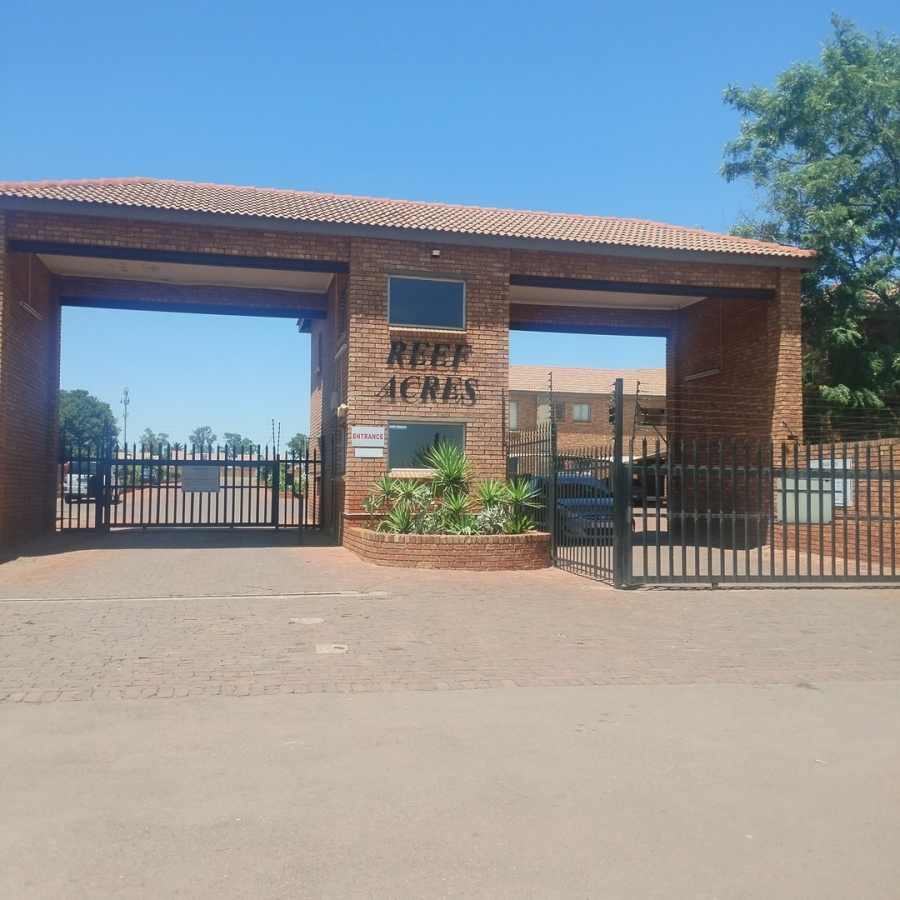2 Bedroom Property for Sale in Krugersrus Gauteng