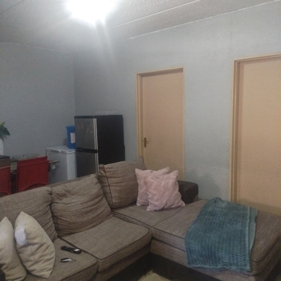 2 Bedroom Property for Sale in Krugersrus Gauteng