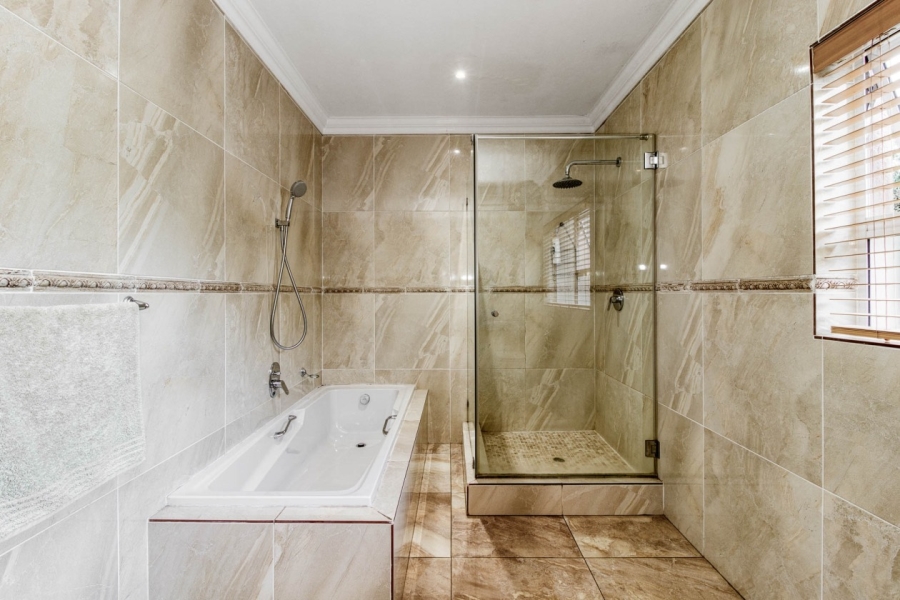 4 Bedroom Property for Sale in Dainfern Golf Estate Gauteng