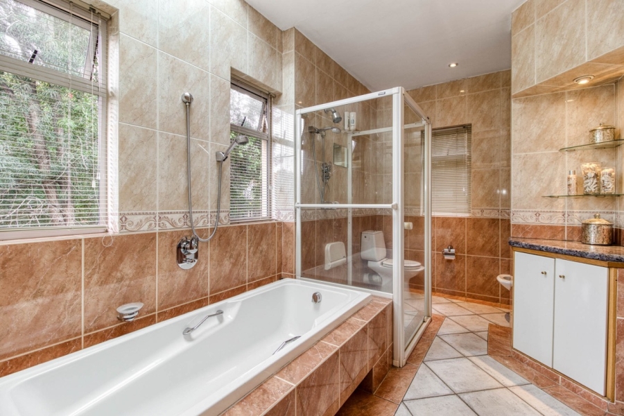 4 Bedroom Property for Sale in Dainfern Golf Estate Gauteng