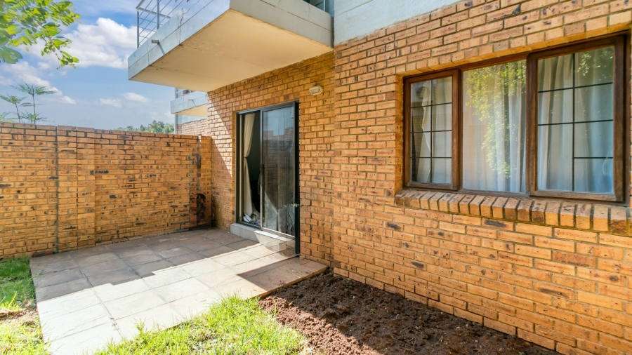 1 Bedroom Property for Sale in Blue Hills Gauteng