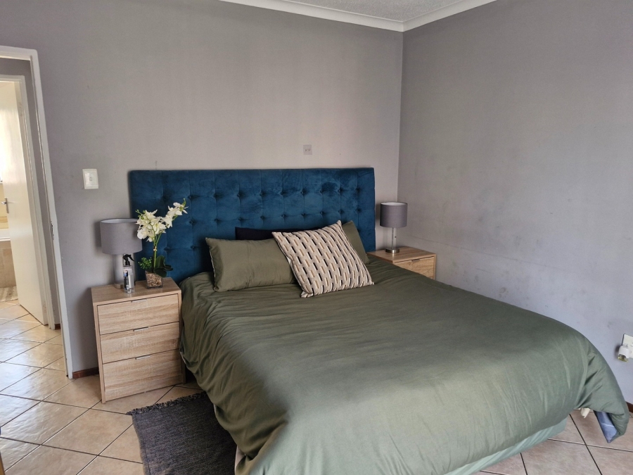 2 Bedroom Property for Sale in Terenure Gauteng