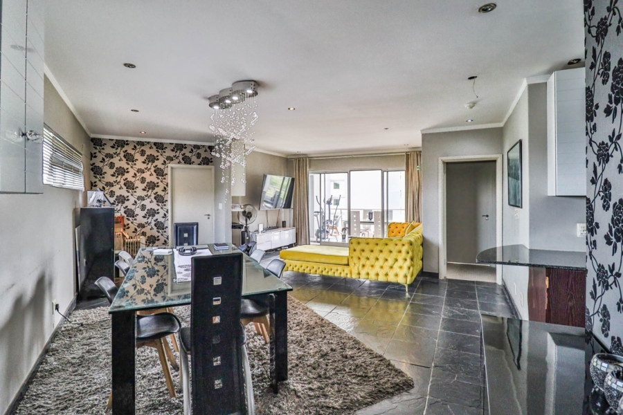 To Let 2 Bedroom Property for Rent in Sandown Gauteng