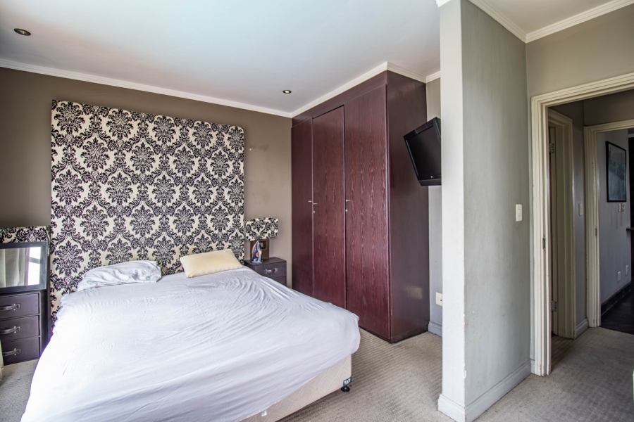 To Let 2 Bedroom Property for Rent in Sandown Gauteng