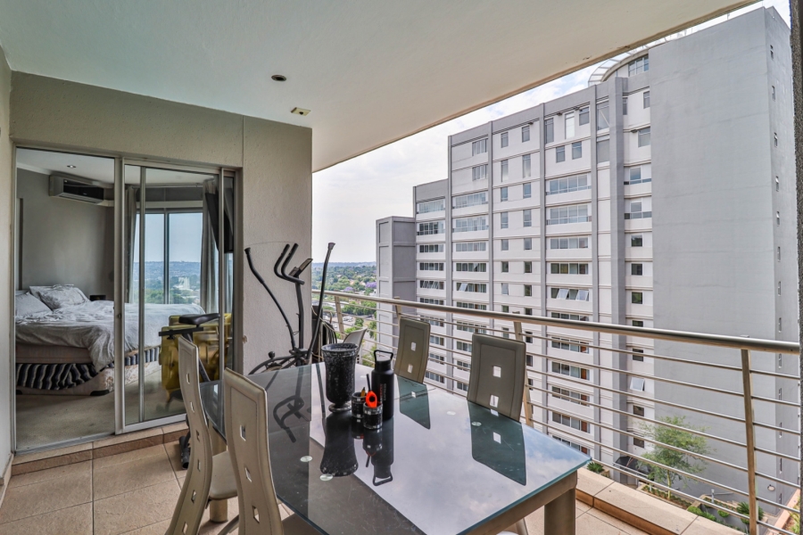 To Let 2 Bedroom Property for Rent in Sandown Gauteng