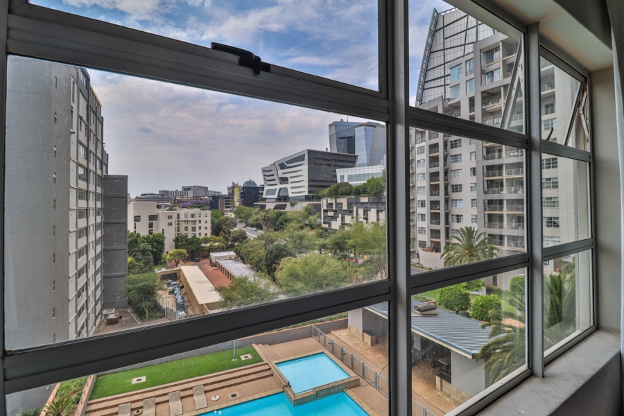 To Let 2 Bedroom Property for Rent in Sandown Gauteng