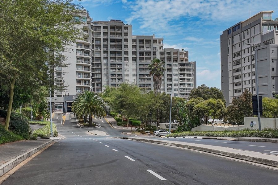 To Let 2 Bedroom Property for Rent in Sandown Gauteng