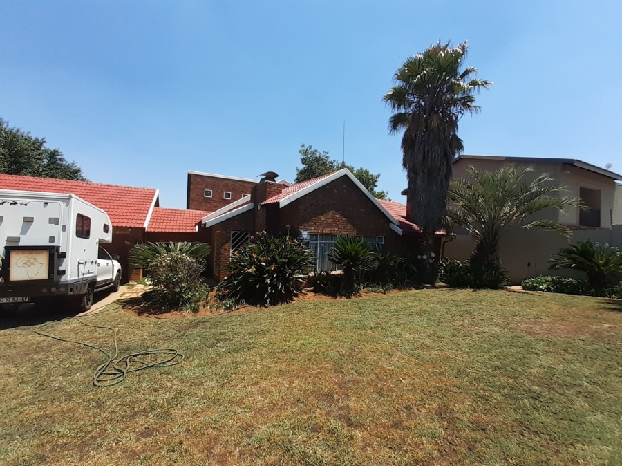 4 Bedroom Property for Sale in Jordaan Park Gauteng