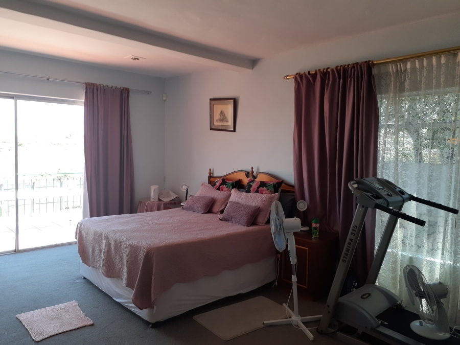 4 Bedroom Property for Sale in Jordaan Park Gauteng