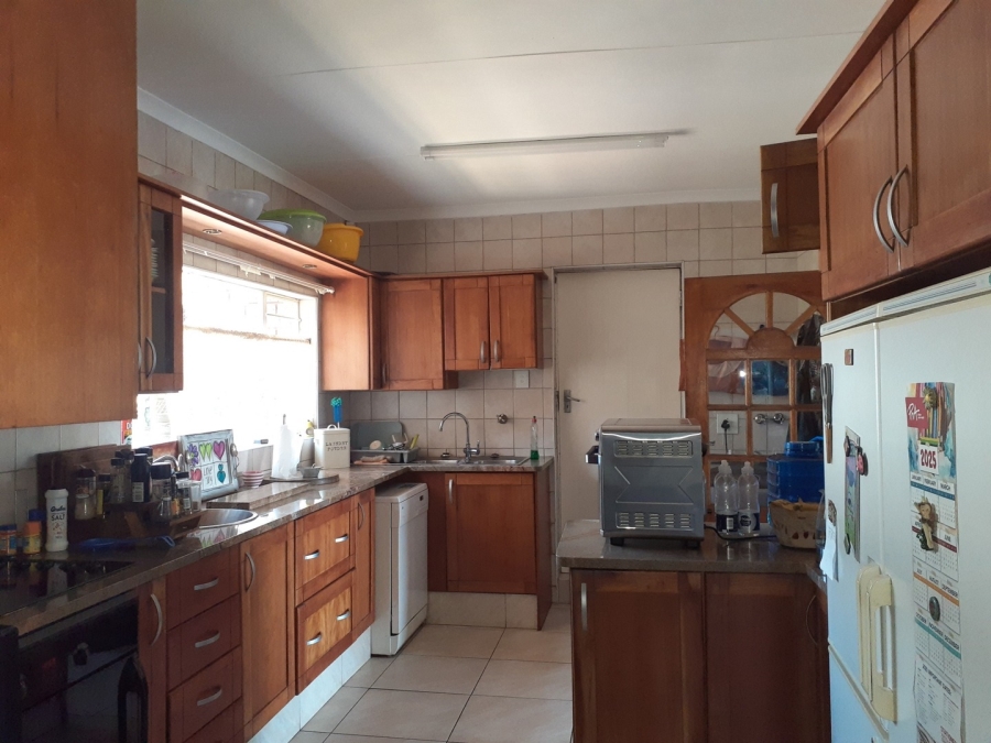 4 Bedroom Property for Sale in Jordaan Park Gauteng