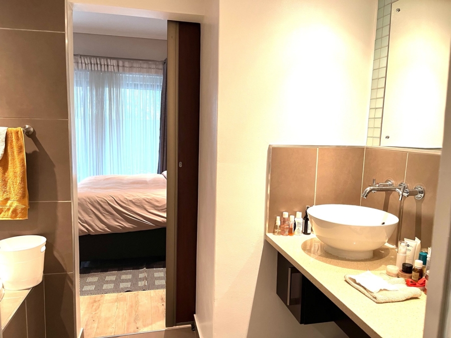 To Let 2 Bedroom Property for Rent in Morningside Gauteng