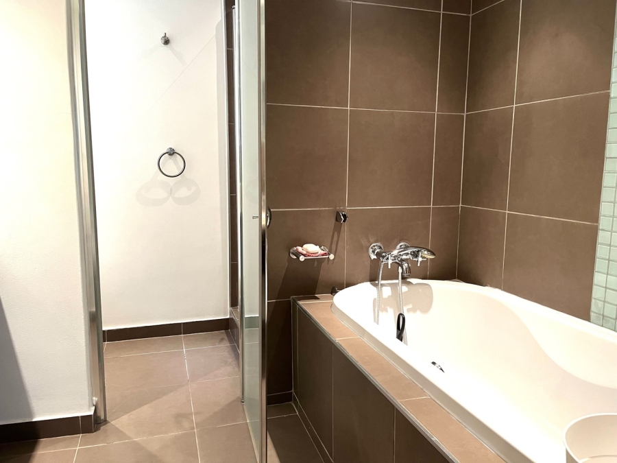 To Let 2 Bedroom Property for Rent in Morningside Gauteng