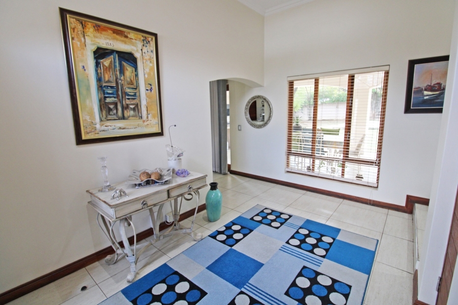To Let 3 Bedroom Property for Rent in Bryanston Gauteng